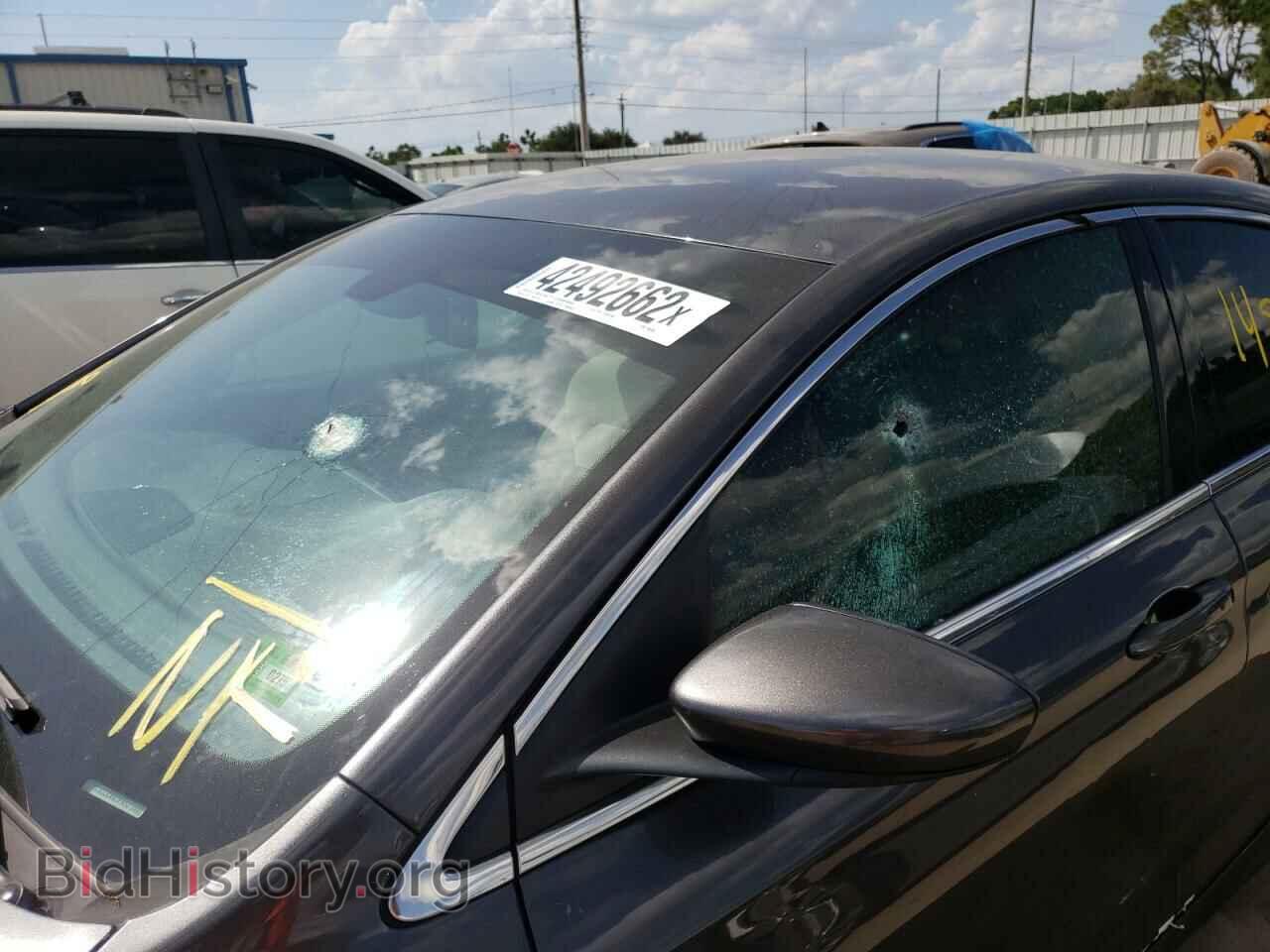 2015 CHRYSLER 200 - VIN: 1C3CCCAB3FN683995 - Фото 9