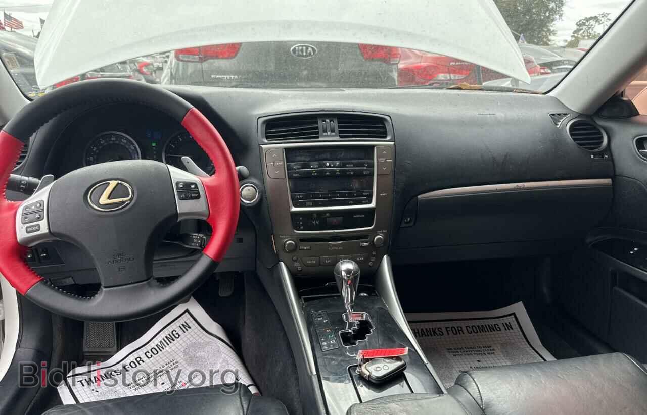 2011 LEXUS IS - VIN: JTHBF5C20B5144878 - Фото 9