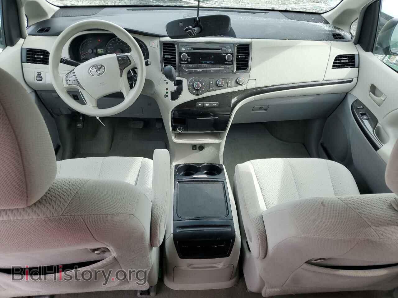 2012 TOYOTA All Models - VIN: 5TDKK3DC1CS233900 - Фото 8