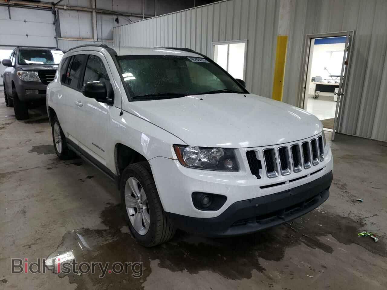 Фотография 1C4NJCBAXGD810698 - JEEP COMPASS 2016