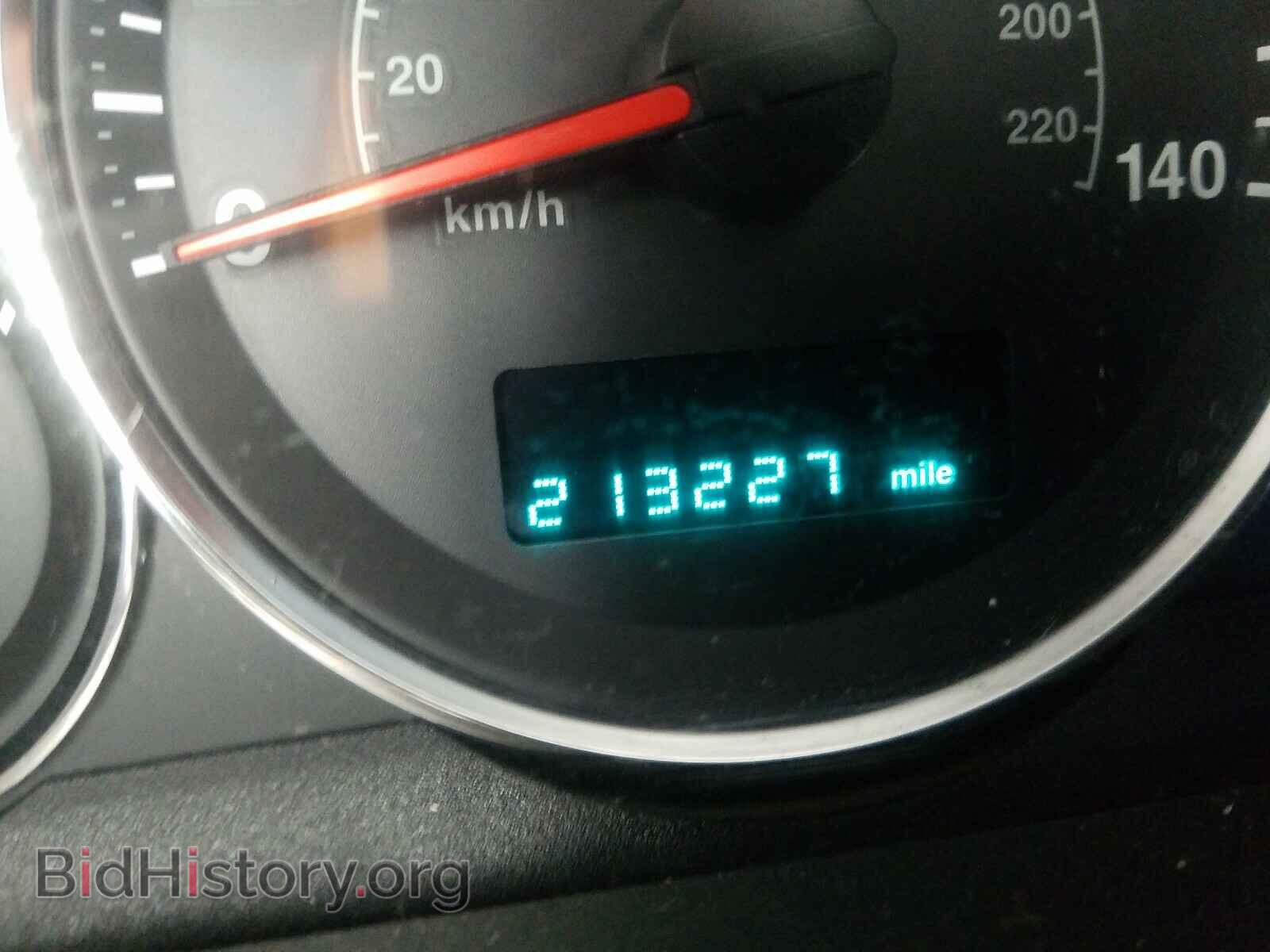 2007 JEEP COMMANDER - VIN: 1J8HG48K87C625517 - Photo 8