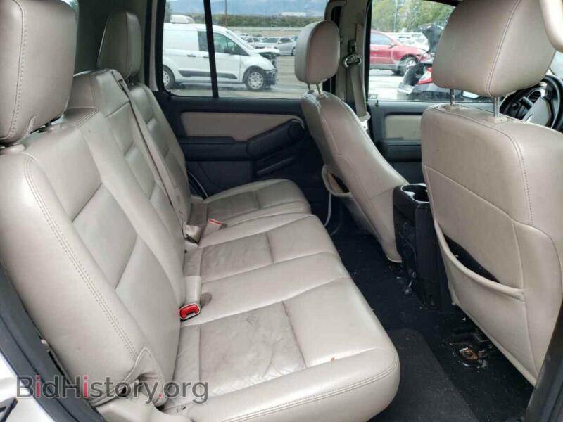 2008 Ford EXPLORER (VIN 1FMEU63E08UA67699) — photo 11 of 13