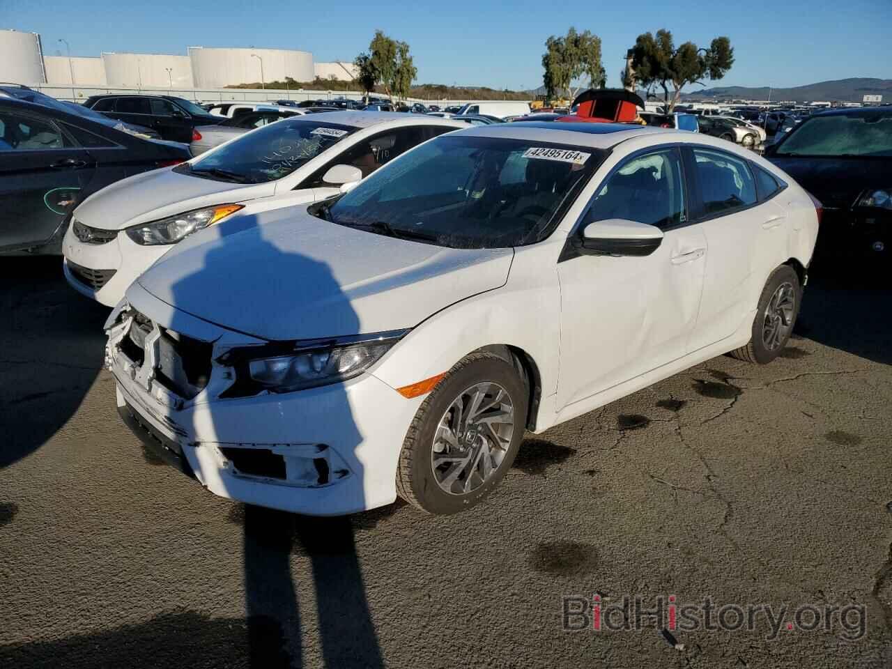 Photo 2HGFC2F71GH575796 - HONDA CIVIC 2016