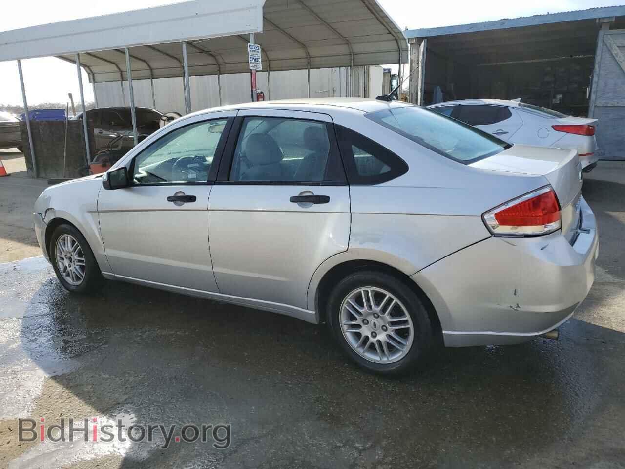 2011 FORD FOCUS - VIN: 1FAHP3FNXBW181598 - Фото 2