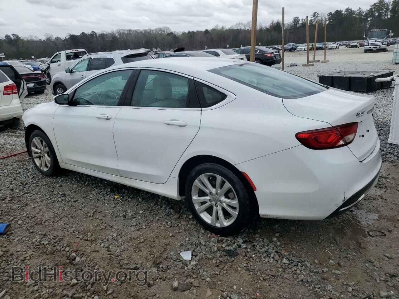 2015 CHRYSLER 200 - VIN: 1C3CCCAB1FN677029 - Фото 2