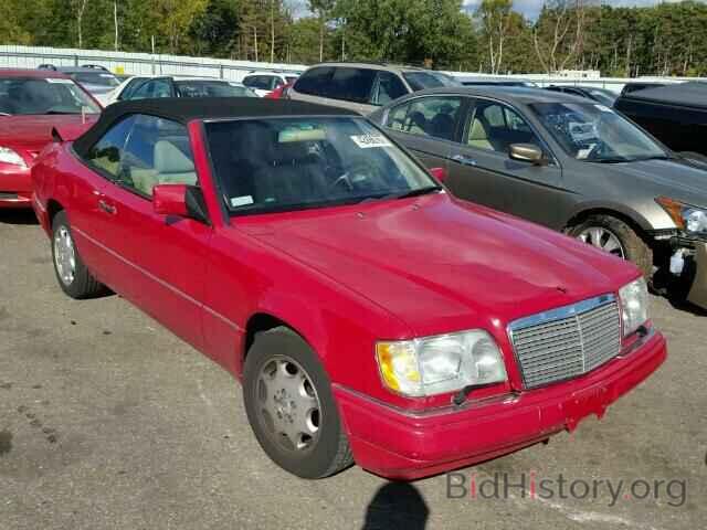 Photo WDBEA66E2SC250137 - MERCEDES-BENZ E 1995