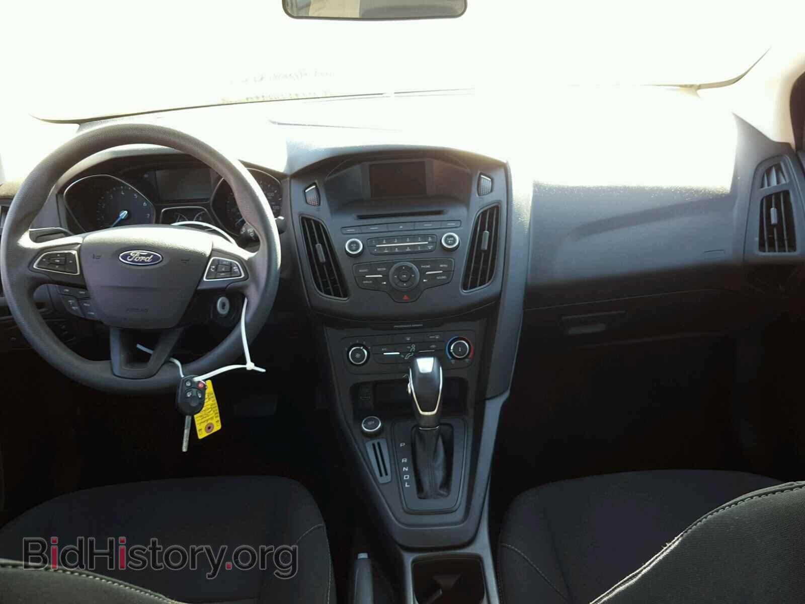 2016 FORD FOCUS - VIN: 1FADP3F20GL328301 - Photo 9