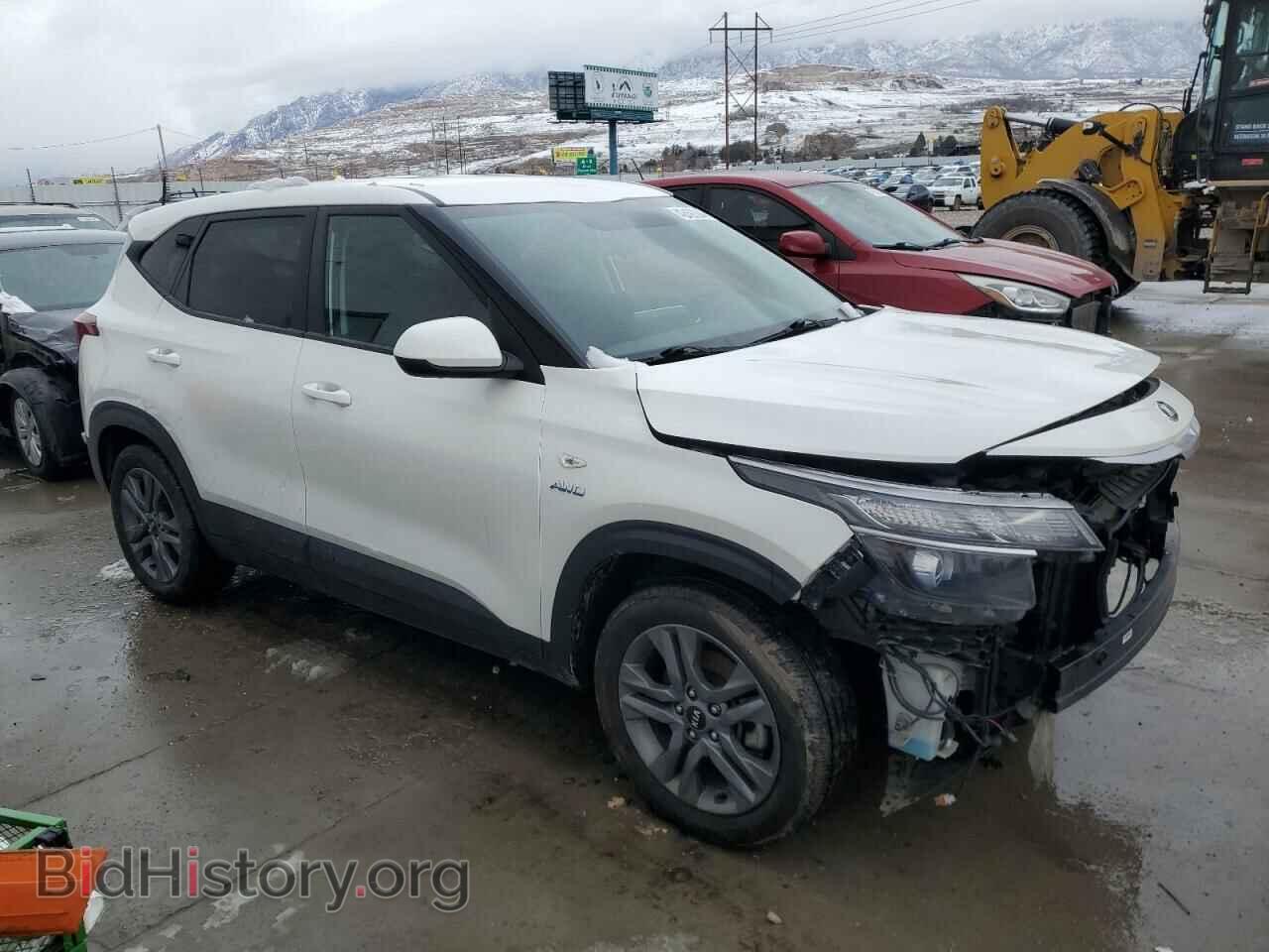 2021 KIA SELTOS - VIN: KNDEPCAA5M7129648 - Фото 4
