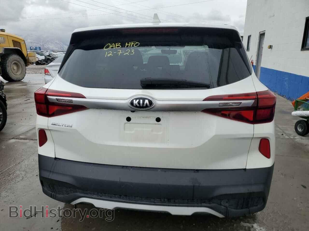 2021 KIA SELTOS - VIN: KNDEPCAA5M7129648 - Фото 6