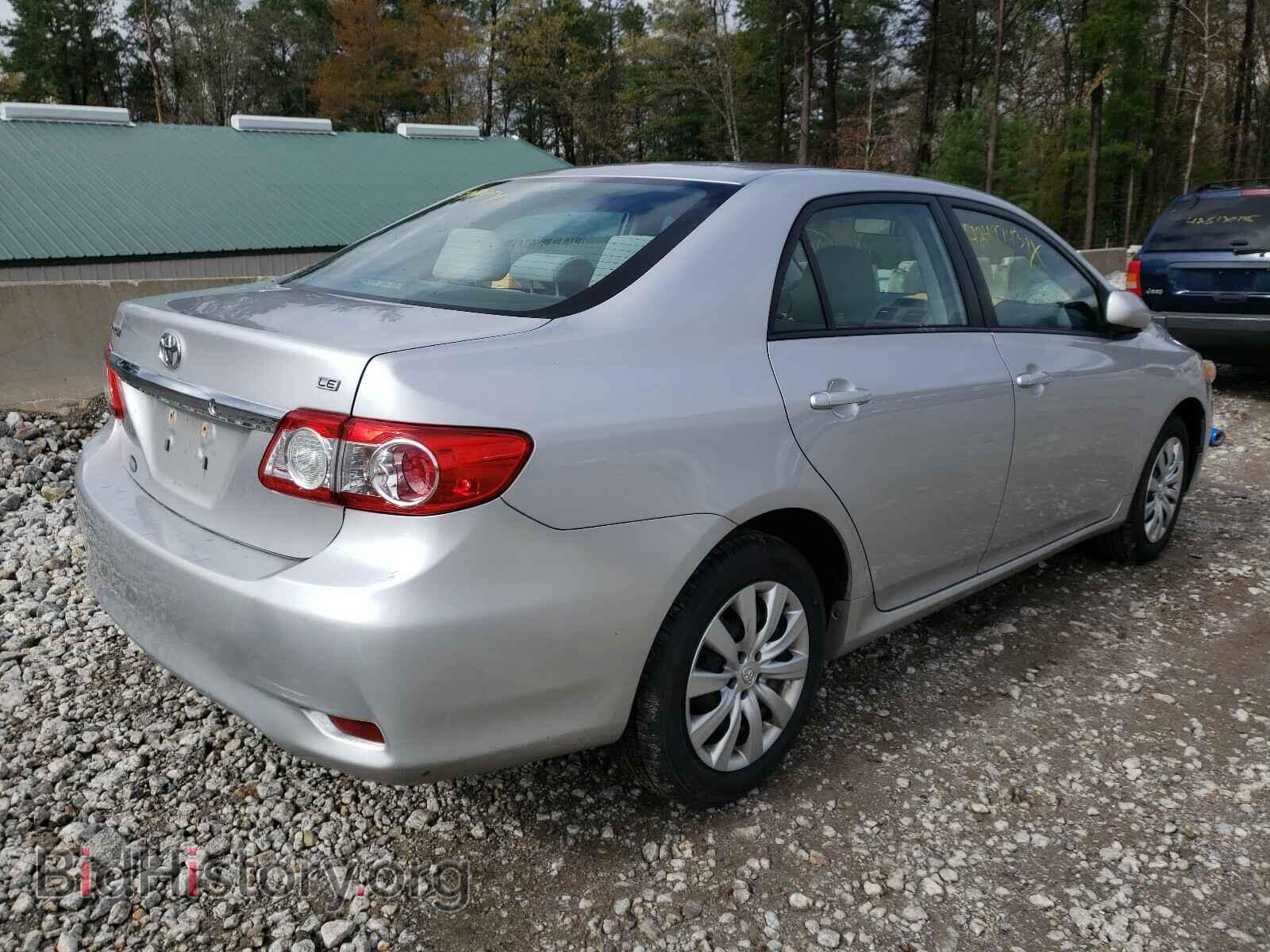 2012 TOYOTA COROLLA - VIN: 2T1BU4EEXCC847000 - Фото 4