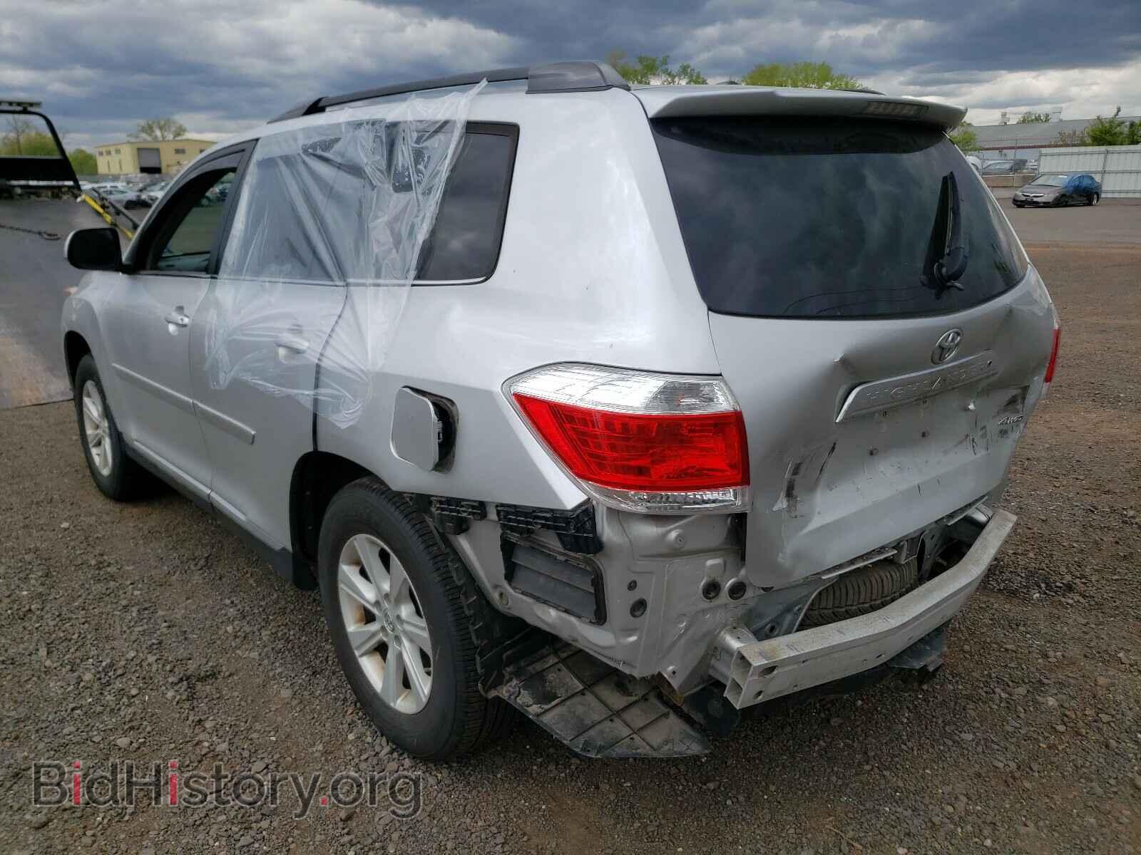 2012 TOYOTA HIGHLANDER - VIN: 5TDBK3EH6CS122477 - Фото 3