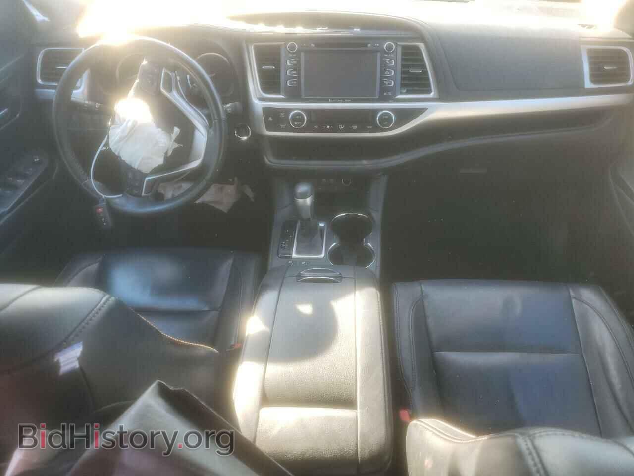 2018 TOYOTA HIGHLANDER - VIN: 5TDKZRFH1JS241287 - Фото 8
