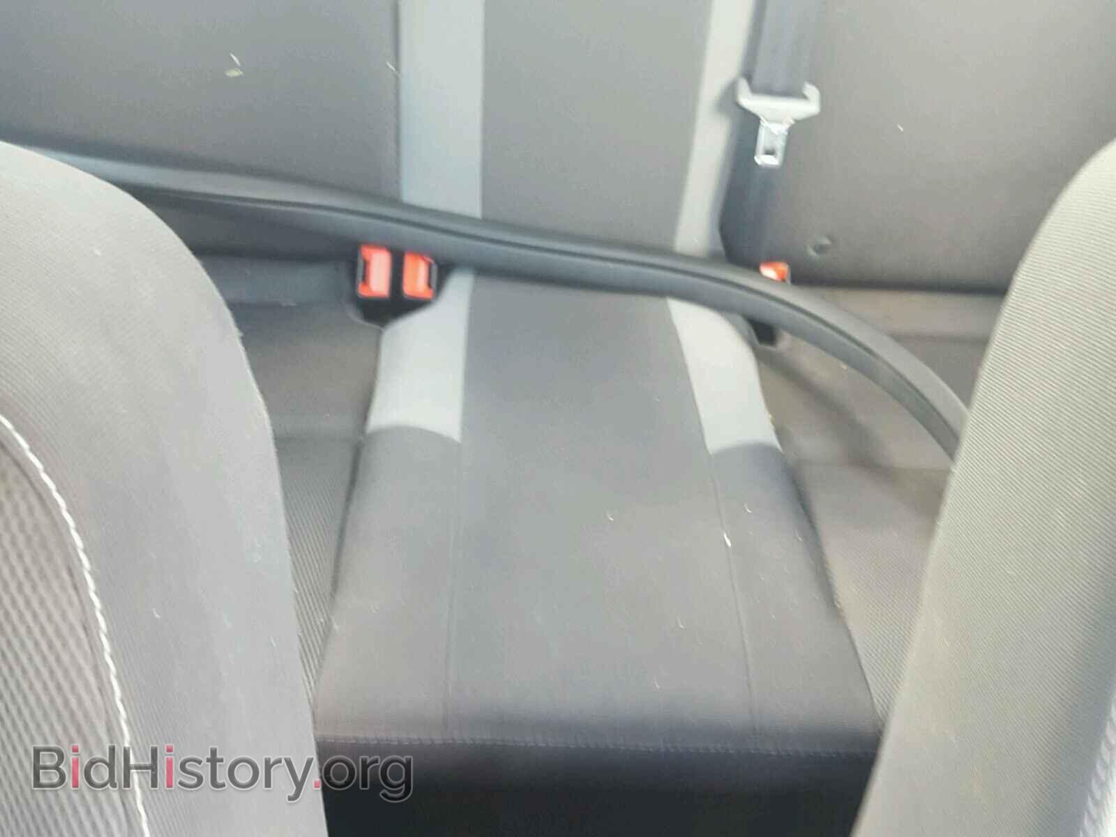 2012 Ford FOCUS (VIN 1FAHP3F2XCL435089) — photo 6 of 10
