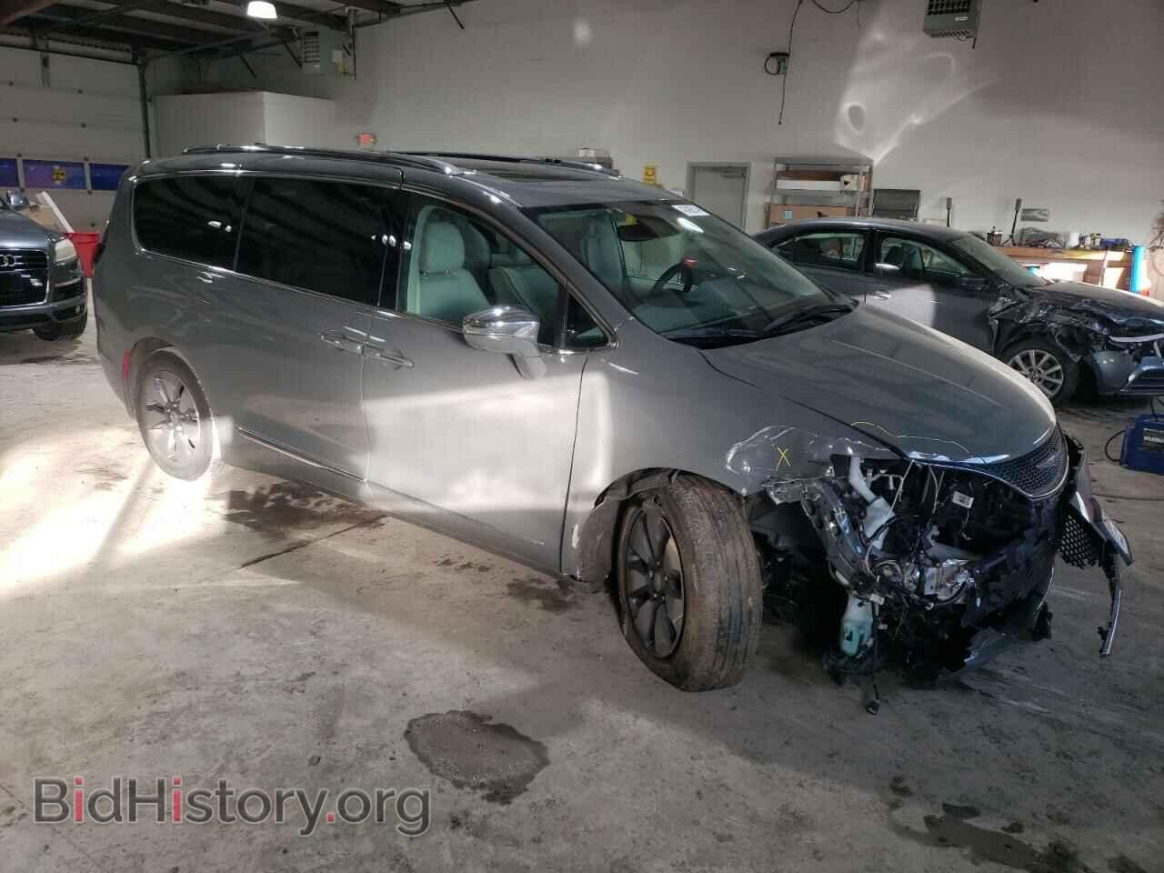 2020 CHRYSLER PACIFICA - VIN: 2C4RC1N74LR267310 - Фото 4