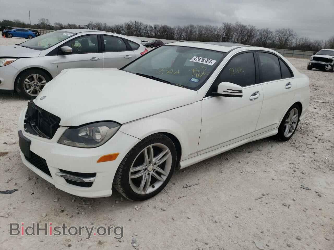Photo WDDGF4HB0DA753706 - MERCEDES-BENZ C-CLASS 2013