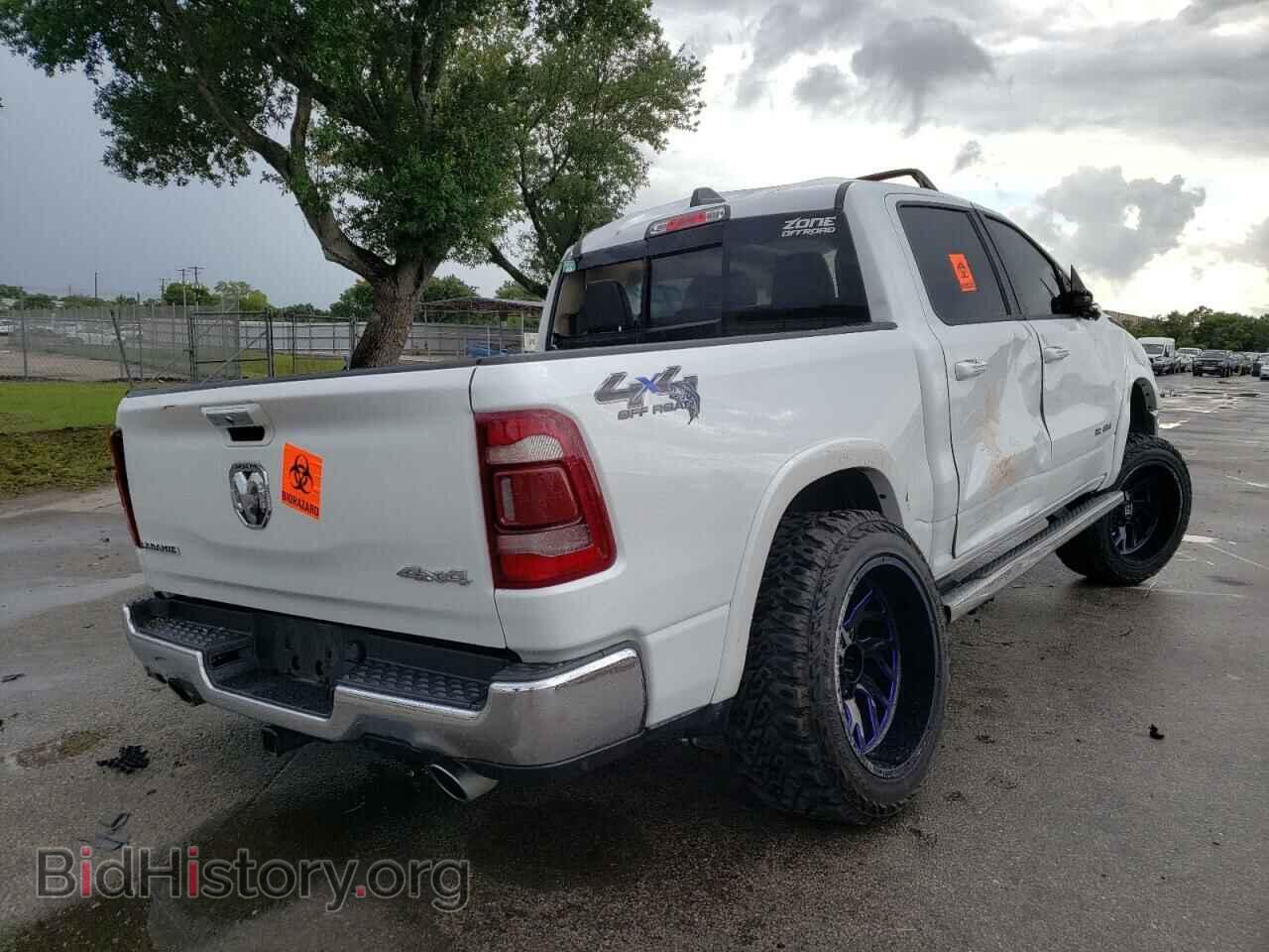 2019 RAM 1500 - VIN: 1C6SRFJT9KN669357 - Фото 4