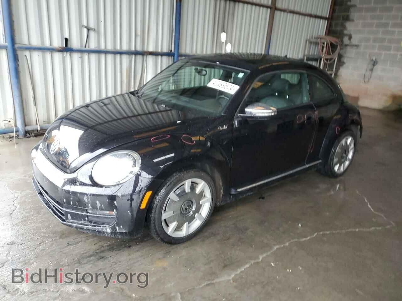 Photo 3VWJP7AT2DM653401 - VOLKSWAGEN BEETLE 2013
