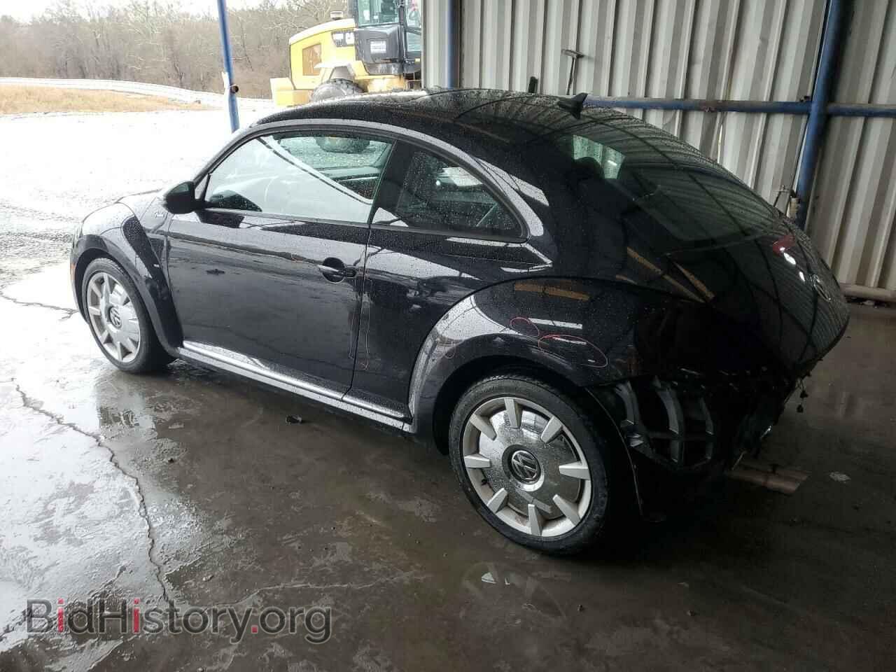 2013 VOLKSWAGEN BEETLE - VIN: 3VWJP7AT2DM653401 - Фото 2