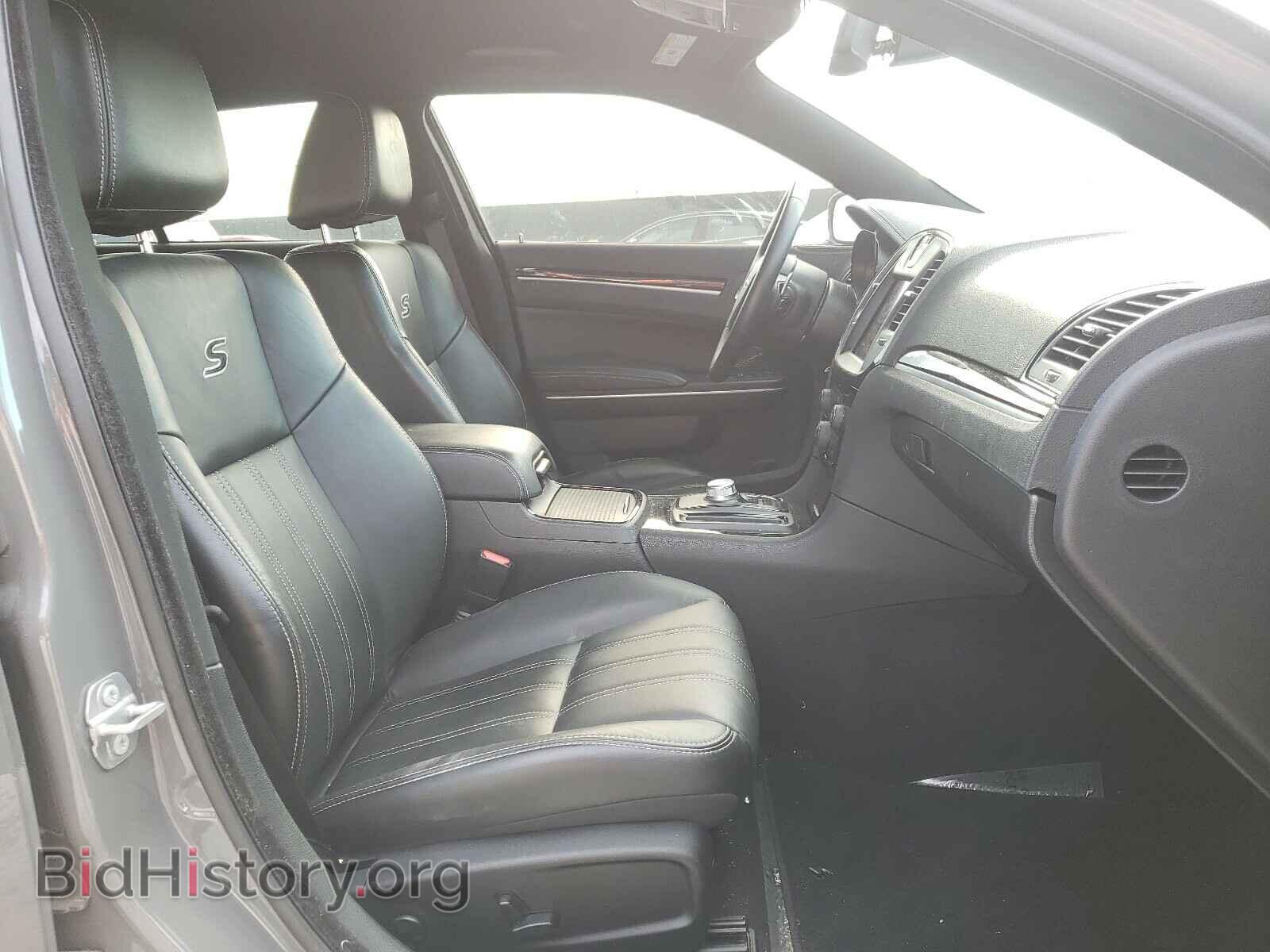 2019 CHRYSLER 300 - VIN: 2C3CCABG3KH708248 - Фото 5
