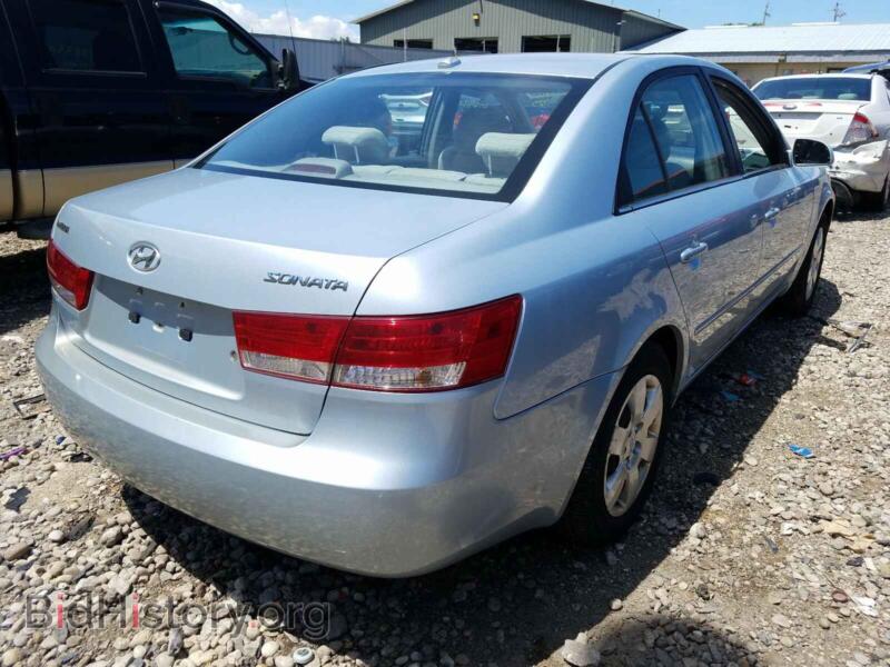 2007 Hyundai SONATA (VIN 5NPET46C87H257703) — фото 4 из 10