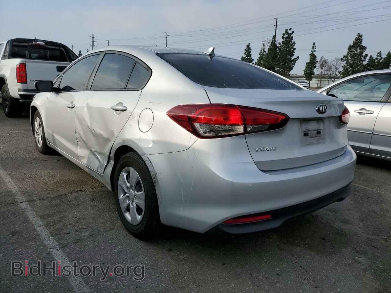 2017 KIA FORTE - VIN: 3KPFK4A77HE143621 - Фото 2