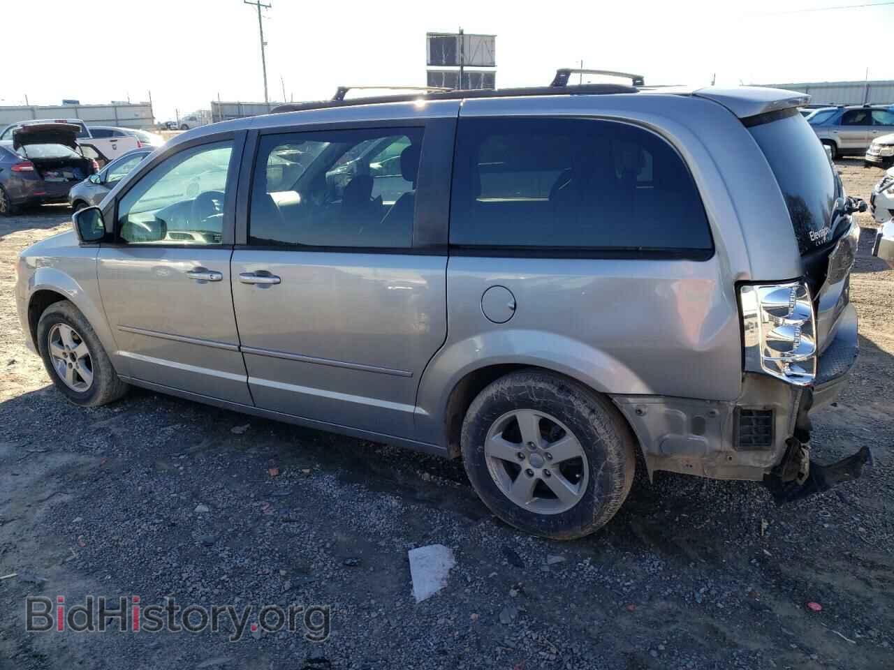 2013 DODGE CARAVAN - VIN: 2C4RDGCG3DR627770 - Фото 2