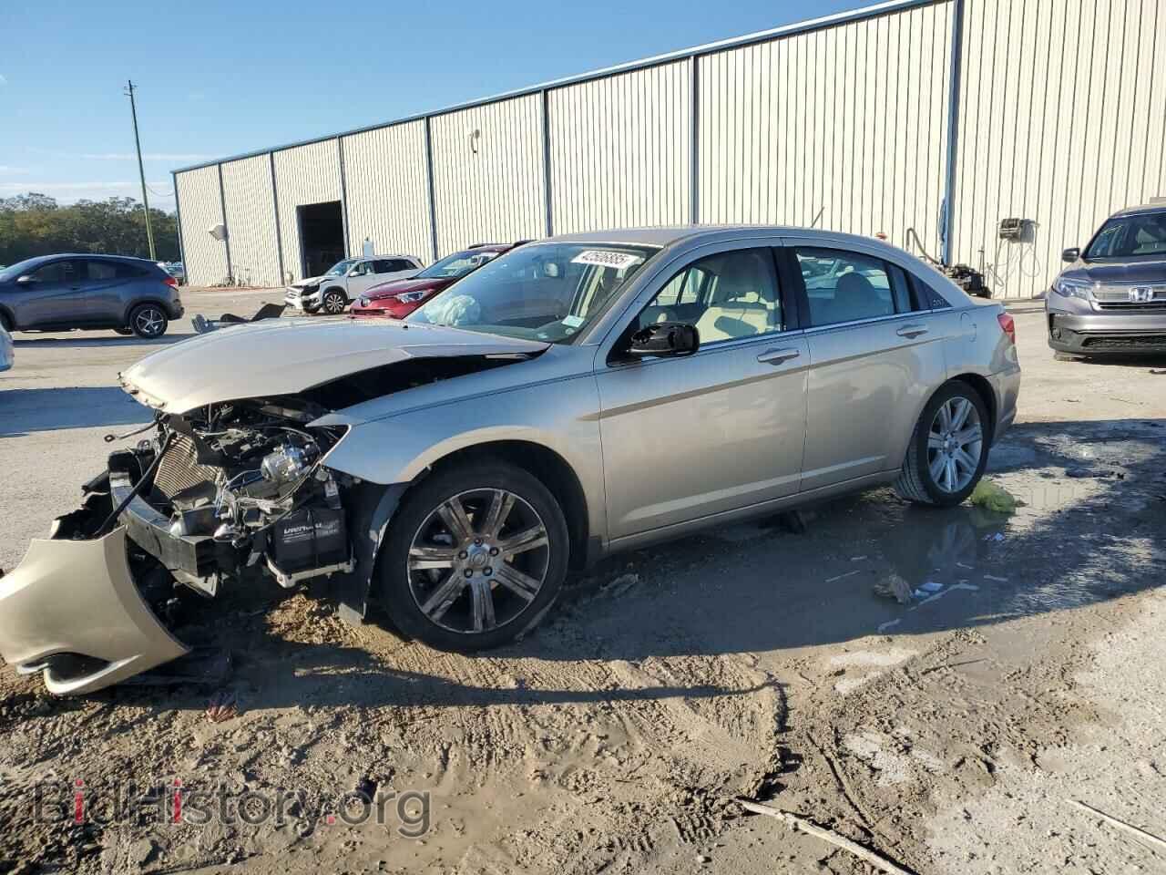 Фотография 1C3CCBBB0DN594908 - CHRYSLER 200 2013