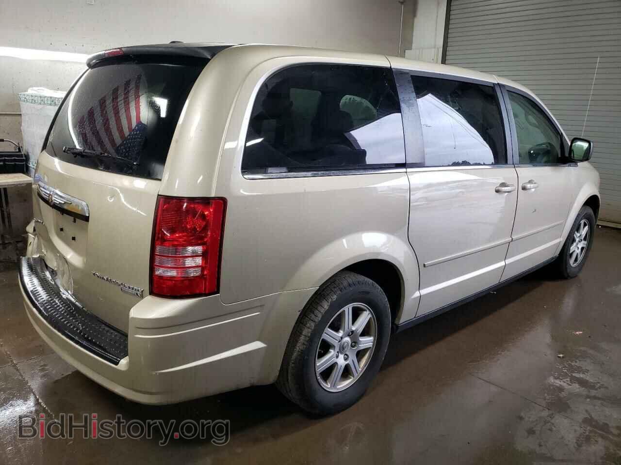 2010 CHRYSLER MINIVAN - VIN: 2A4RR2D18AR464117 - Photo 3