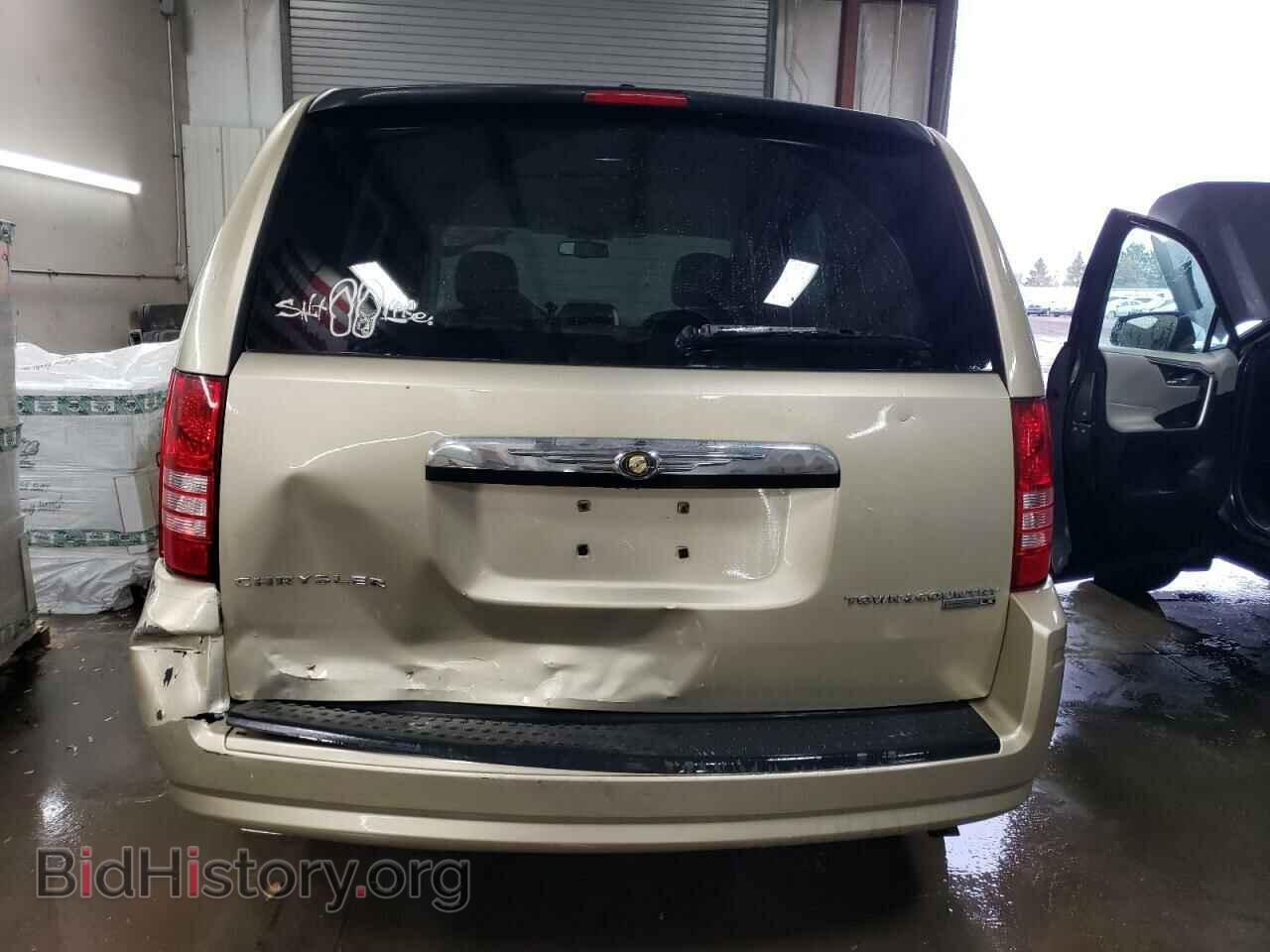 2010 CHRYSLER MINIVAN - VIN: 2A4RR2D18AR464117 - Photo 6