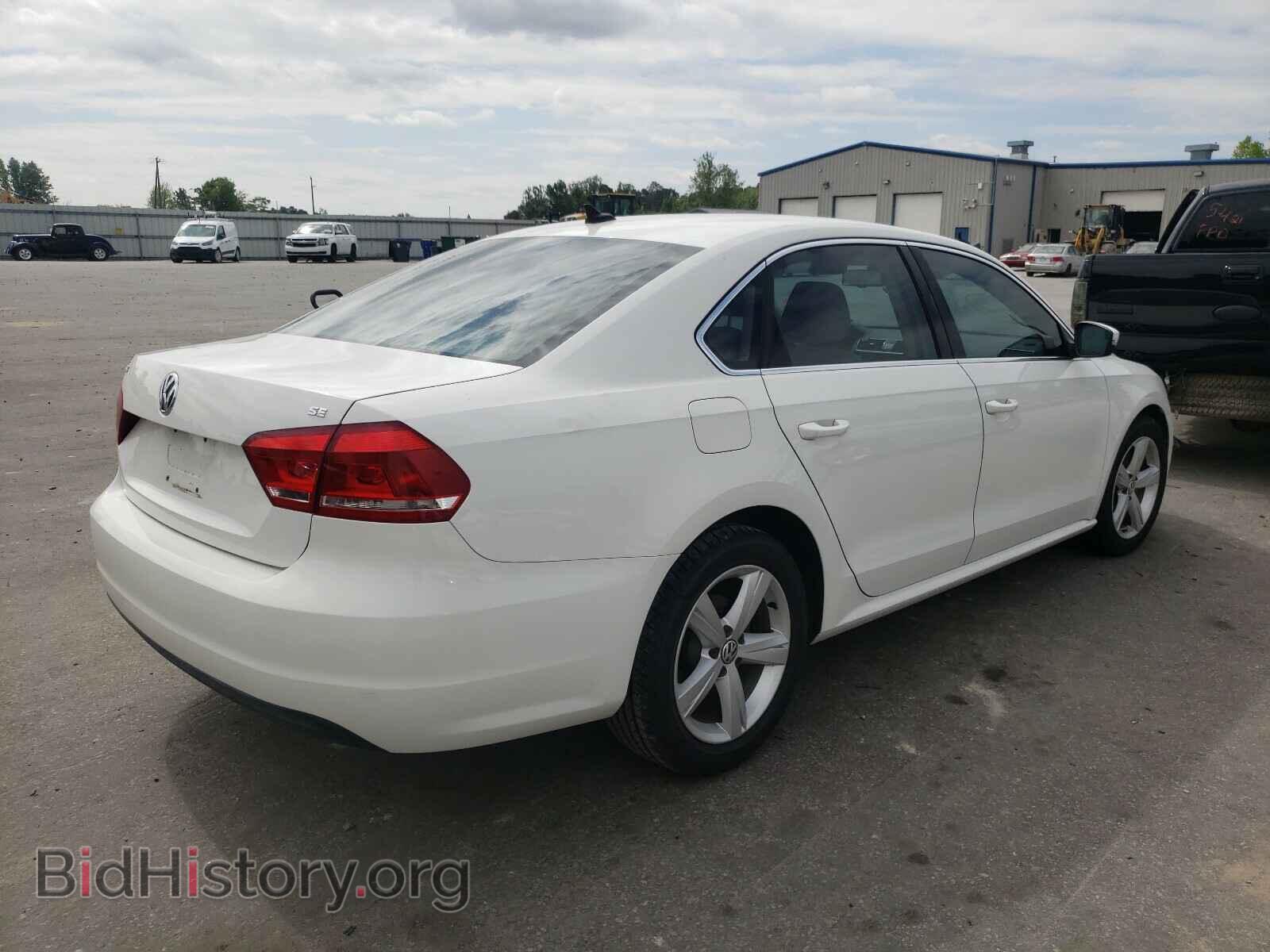 2013 VOLKSWAGEN PASSAT - VIN: 1VWBP7A30DC064076 - Фото 4