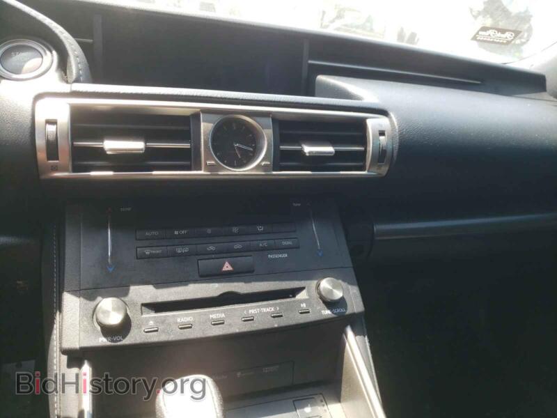 2015 Lexus IS (VIN JTHBF1D26F5054437) — photo 9 of 10