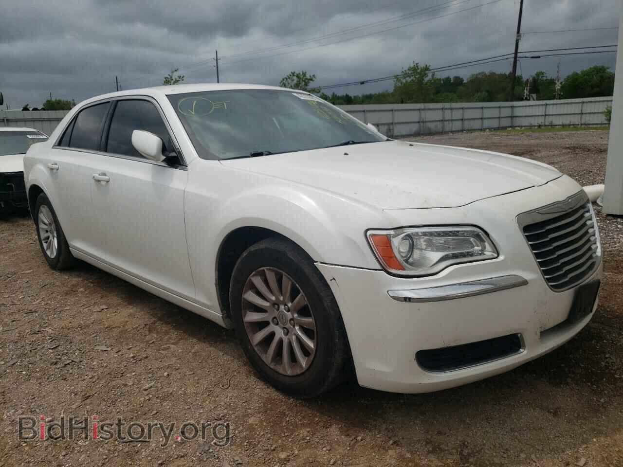Фотография 2C3CCAAG5DH520397 - CHRYSLER 300 2013