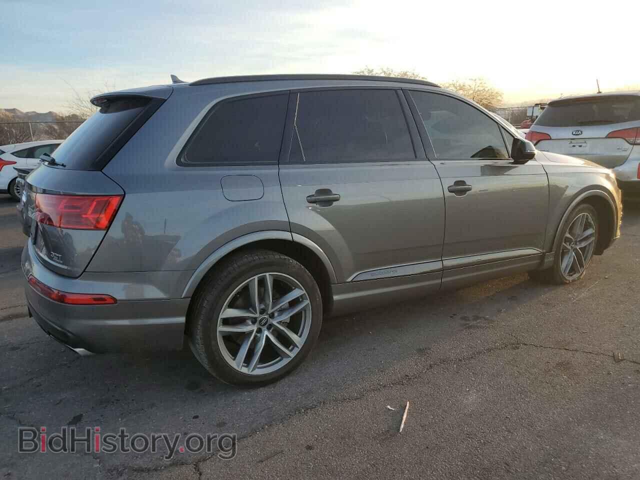 2017 AUDI Q7 - VIN: WA1VAAF72HD040236 - Фото 3