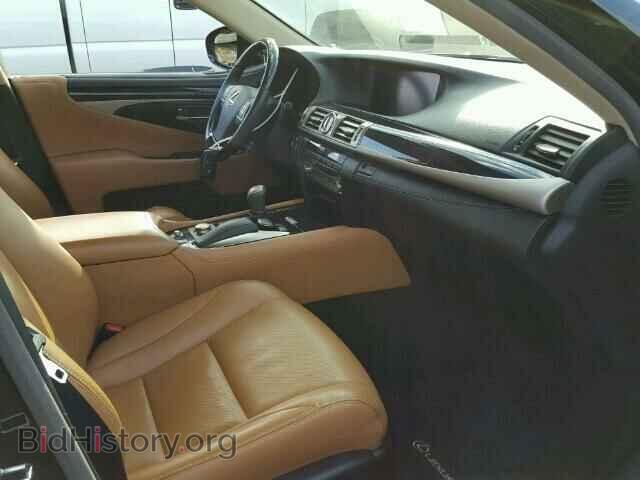 2014 LEXUS LS - VIN: JTHCL5EF3E5022288 - Photo 5