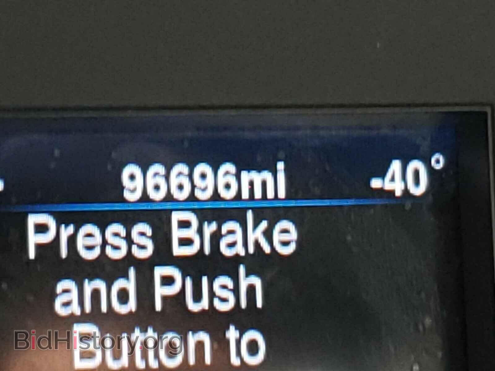 2014 CHRYSLER 300 - VIN: 2C3CCAGG3EH352705 - Фото 8
