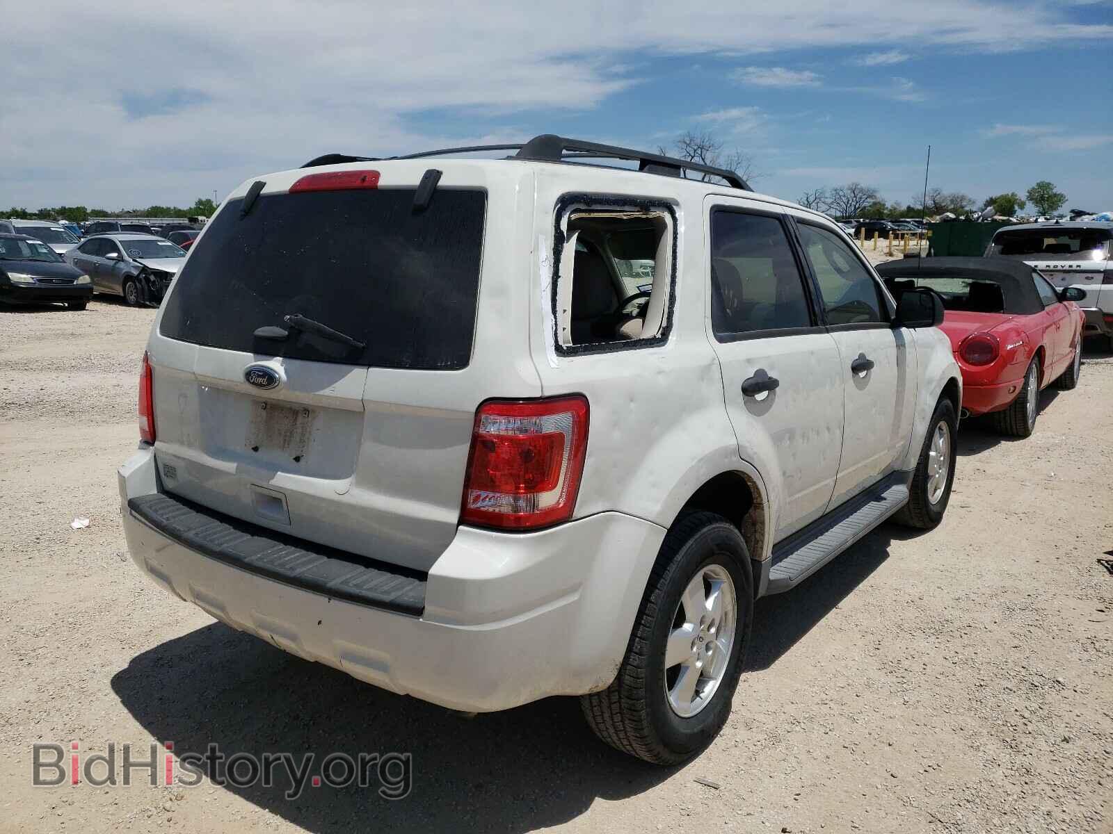 2011 FORD ESCAPE - VIN: 1FMCU0D76BKA80951 - Фото 4