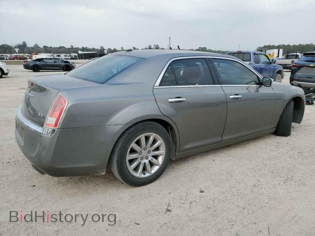 2012 CHRYSLER 300 - VIN: 2C3CCACG0CH308180 - Фото 3