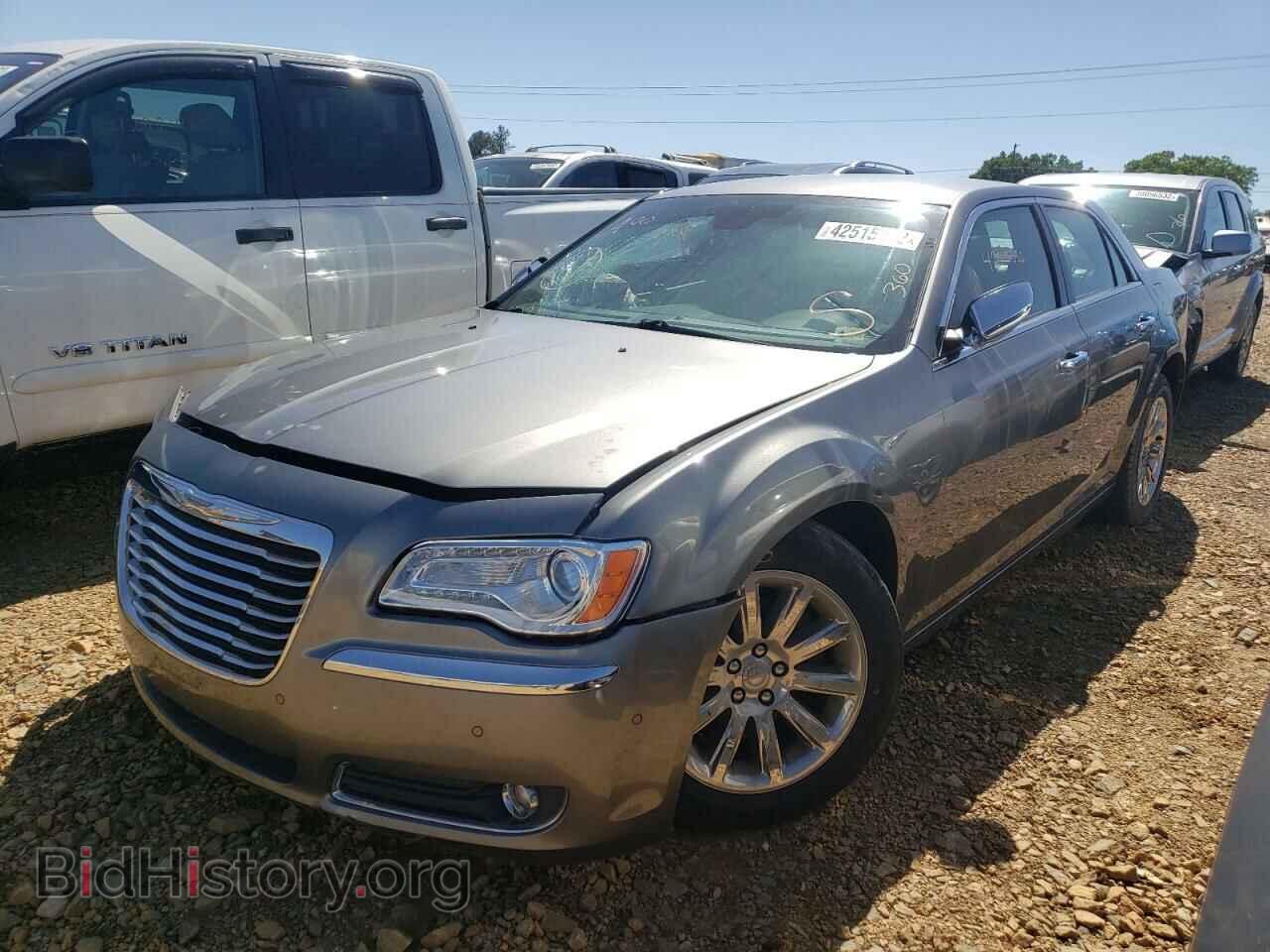 2011 CHRYSLER 300 - VIN: 2C3CA5CG7BH535930 - Фото 2