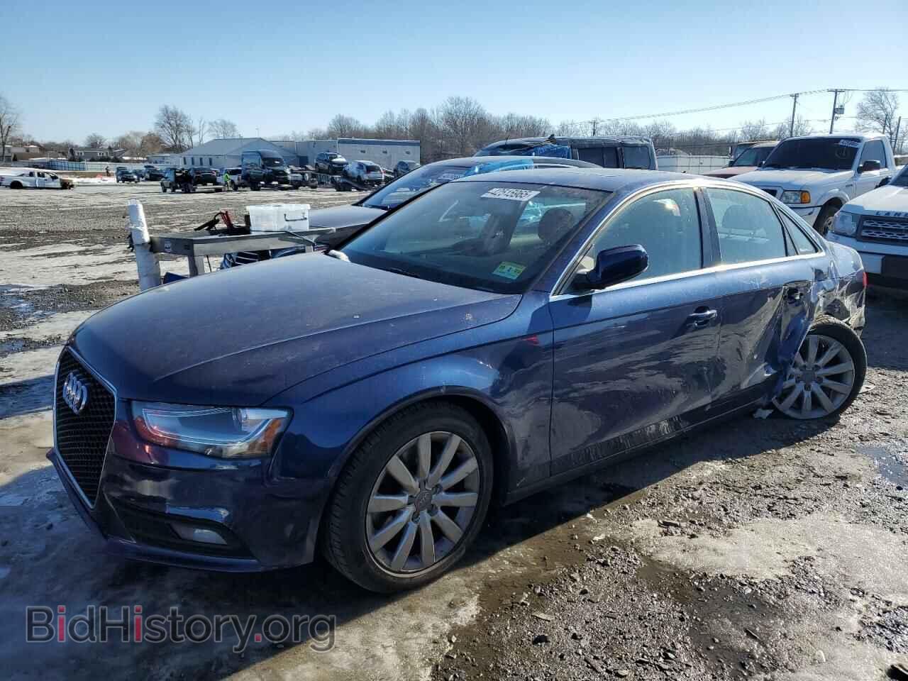 Фотография WAUBFAFL2DN031996 - AUDI A4 2013