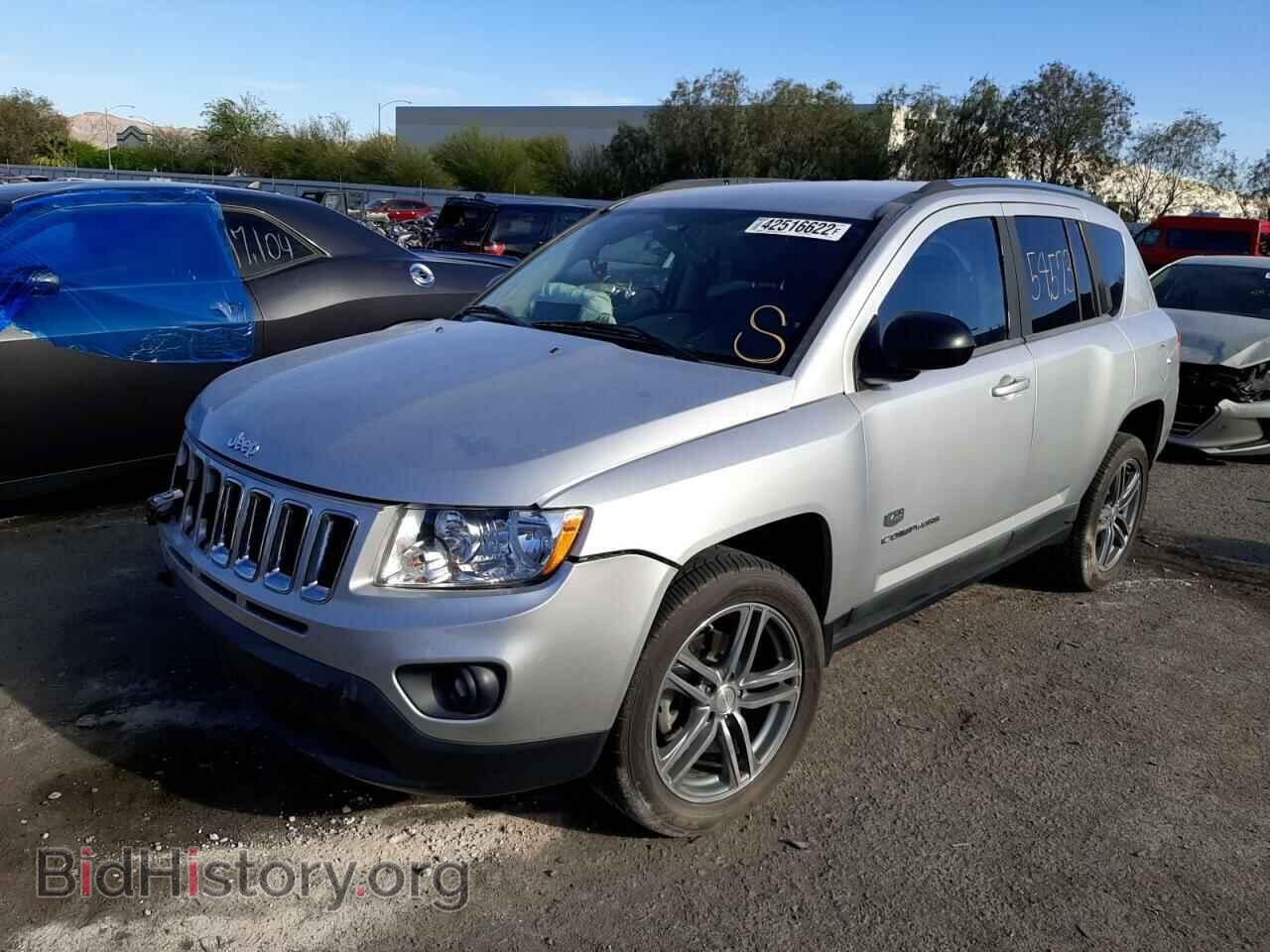 2011 JEEP COMPASS - VIN: 1J4NT5FB8BD203128 - Фото 2
