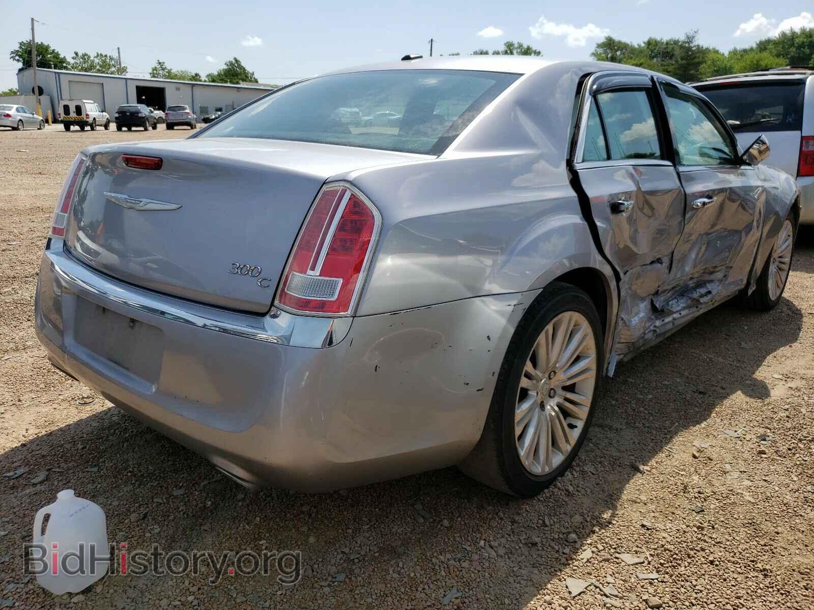 2013 CHRYSLER 300 - VIN: 2C3CCAET3DH644174 - Фото 4