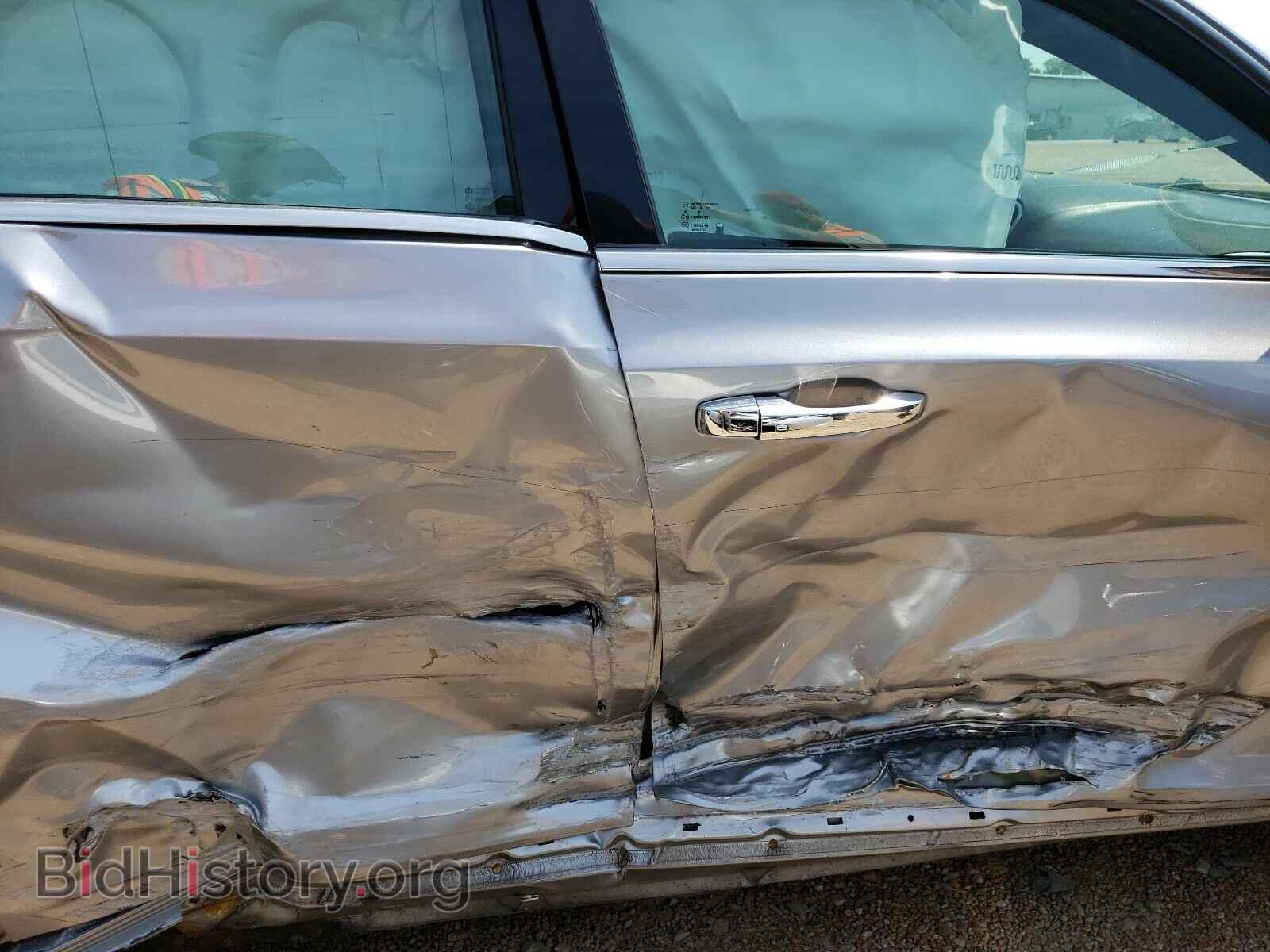 2013 CHRYSLER 300 - VIN: 2C3CCAET3DH644174 - Фото 9