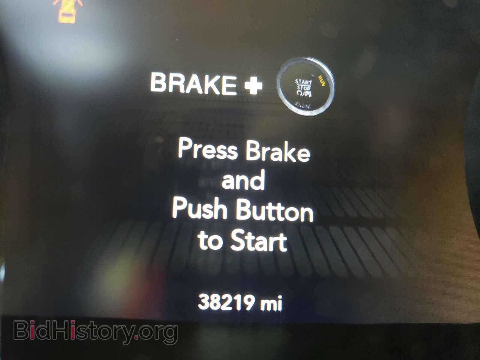 2017 DODGE CHALLENGER - VIN: 2C3CDZAG4HH604468 - Фото 8