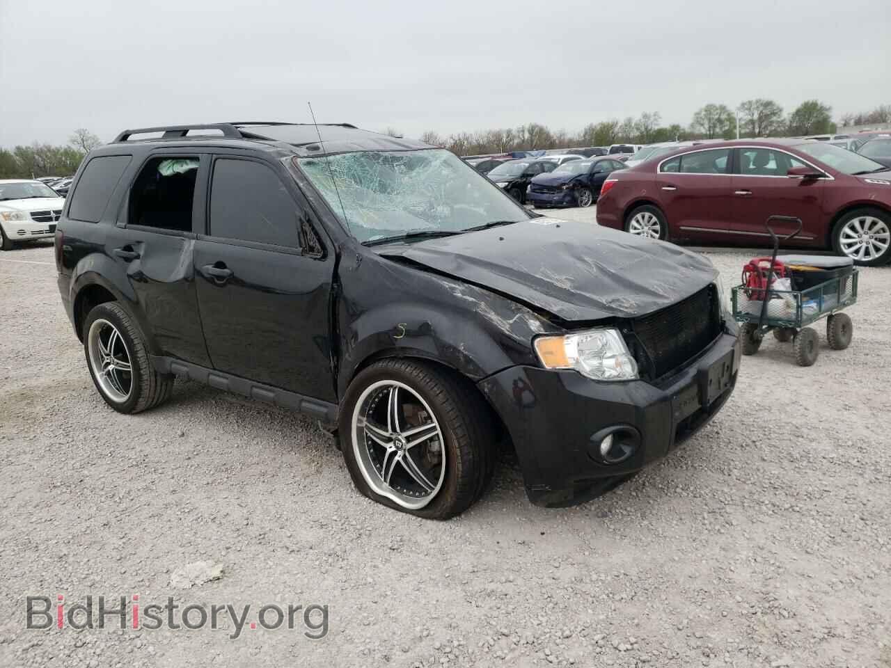 Фотография 1FMCU0DG1BKC63142 - FORD ESCAPE 2011