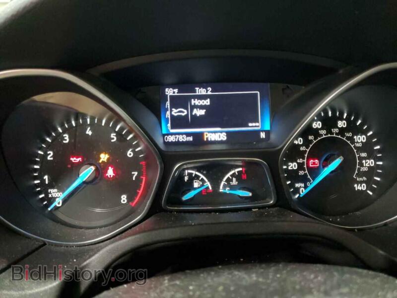 2017 Ford FOCUS (VIN 1FADP3J27HL260555) — photo 9 of 14
