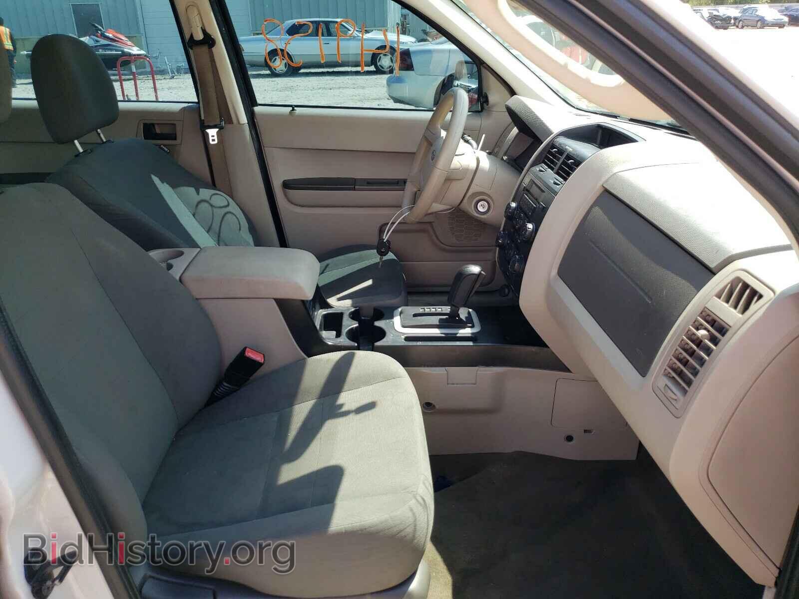 2011 FORD ESCAPE - VIN: 1FMCU0C76BKA25823 - Фото 5