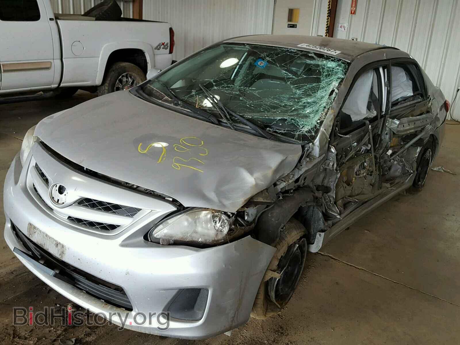 2011 TOYOTA COROLLA - VIN: 2T1BU4EE0BC649380 - Фото 2