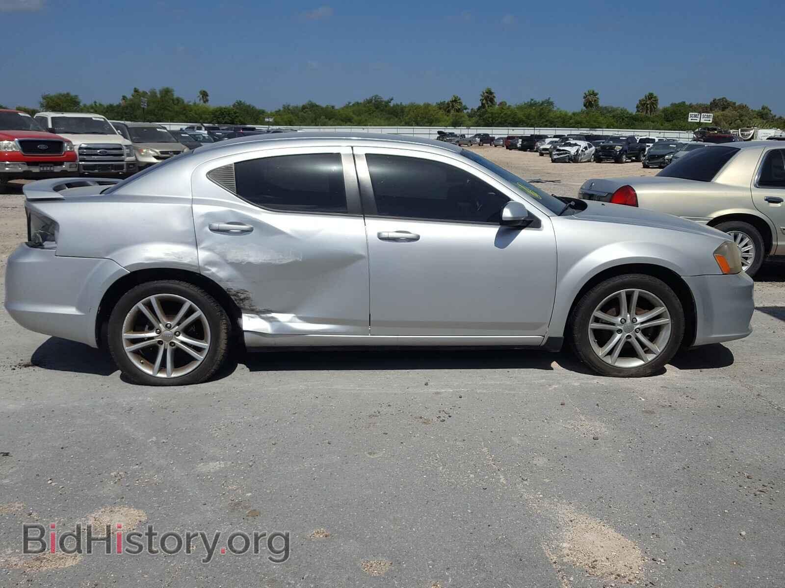 2011 DODGE AVENGER - VIN: 1B3BD1FB5BN557621 - Фото 9