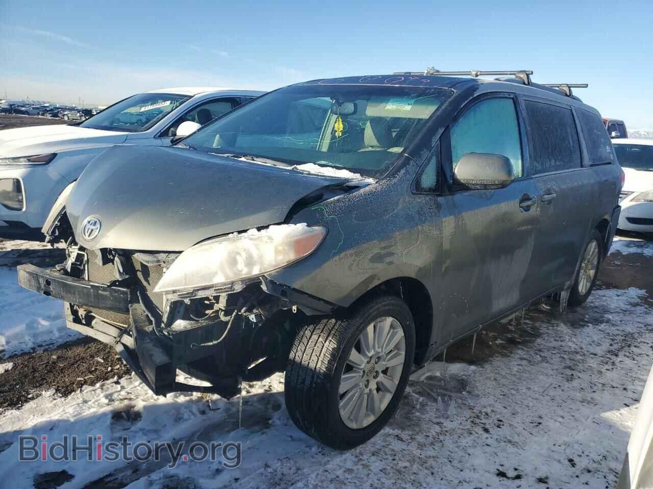 Фотография 5TDJK3DC9CS041636 - TOYOTA SIENNA 2012