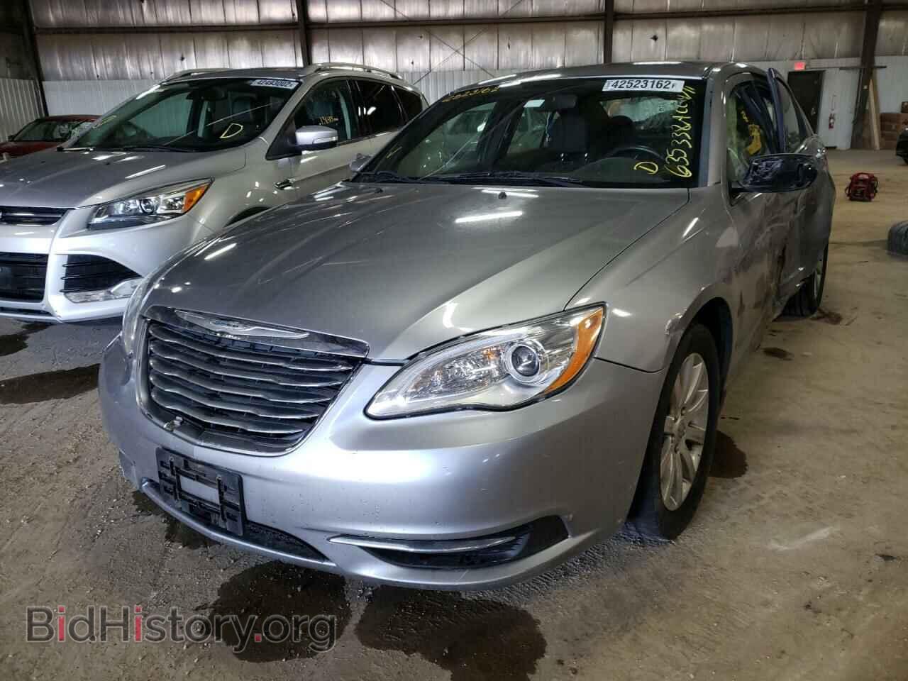 2013 CHRYSLER 200 - VIN: 1C3CCBBG0DN635338 - Photo 2
